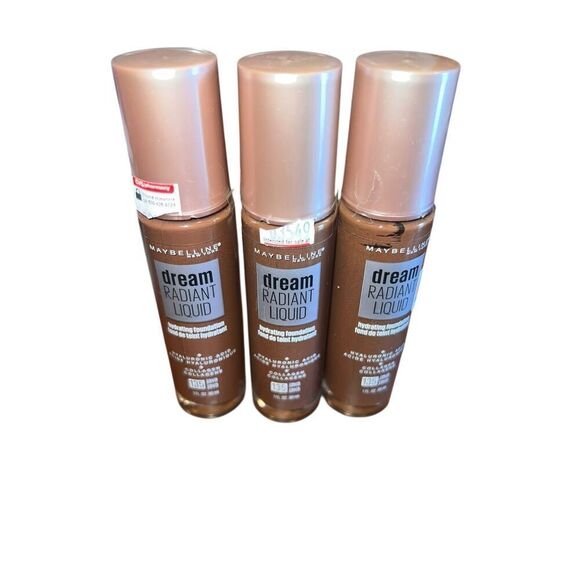 3 Maybelline Dream Radiant Liquid Hydrating Foundation 135 Java - Picture 1 of 3
